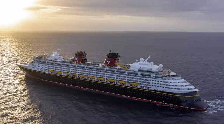 ��ʿ�����֡�Disney Wonder5��4�� �����